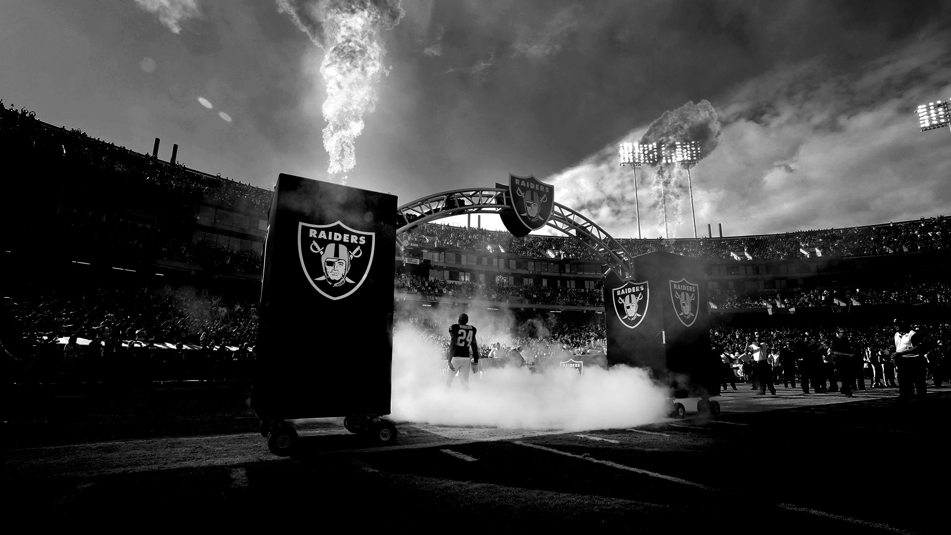 Oakland Raiders NFL For Mac With high-resolution 1920X1080 pixel. You can use this wallpaper for your Mac or Windows Desktop Background, iPhone, Android or Tablet and another Smartphone device